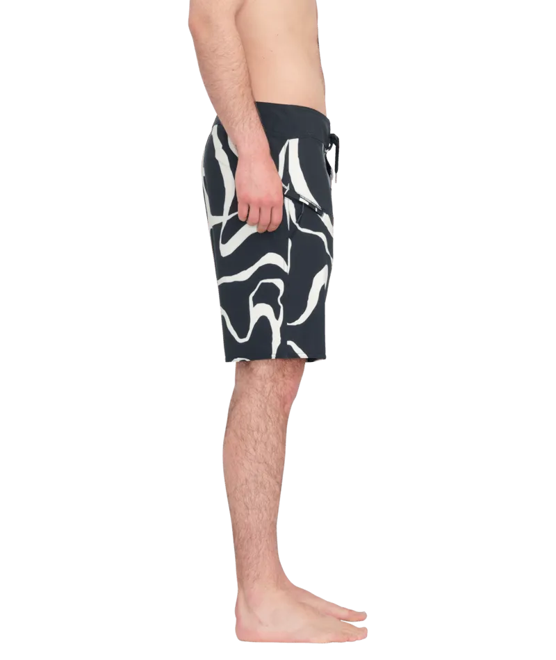 Blind Lines Boardshorts in Black